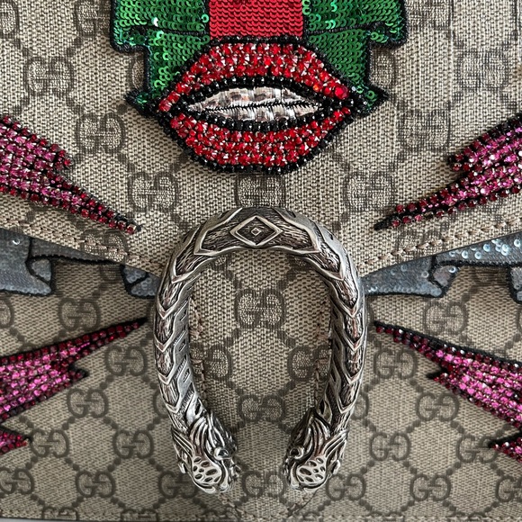 Auth GUCCI GG Supreme Monogram LE Medium Dionysus - Picture 3 of 16